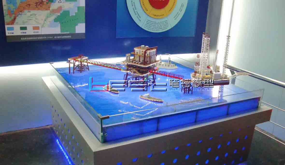 <a href='#link'></a>